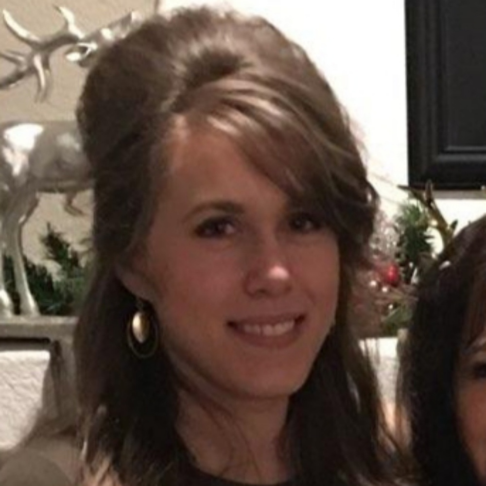 Meet your Posher, Alexia